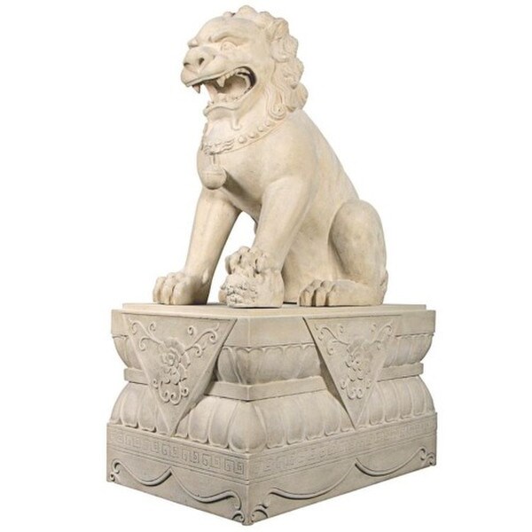 Female Foo Dogs With Plinth